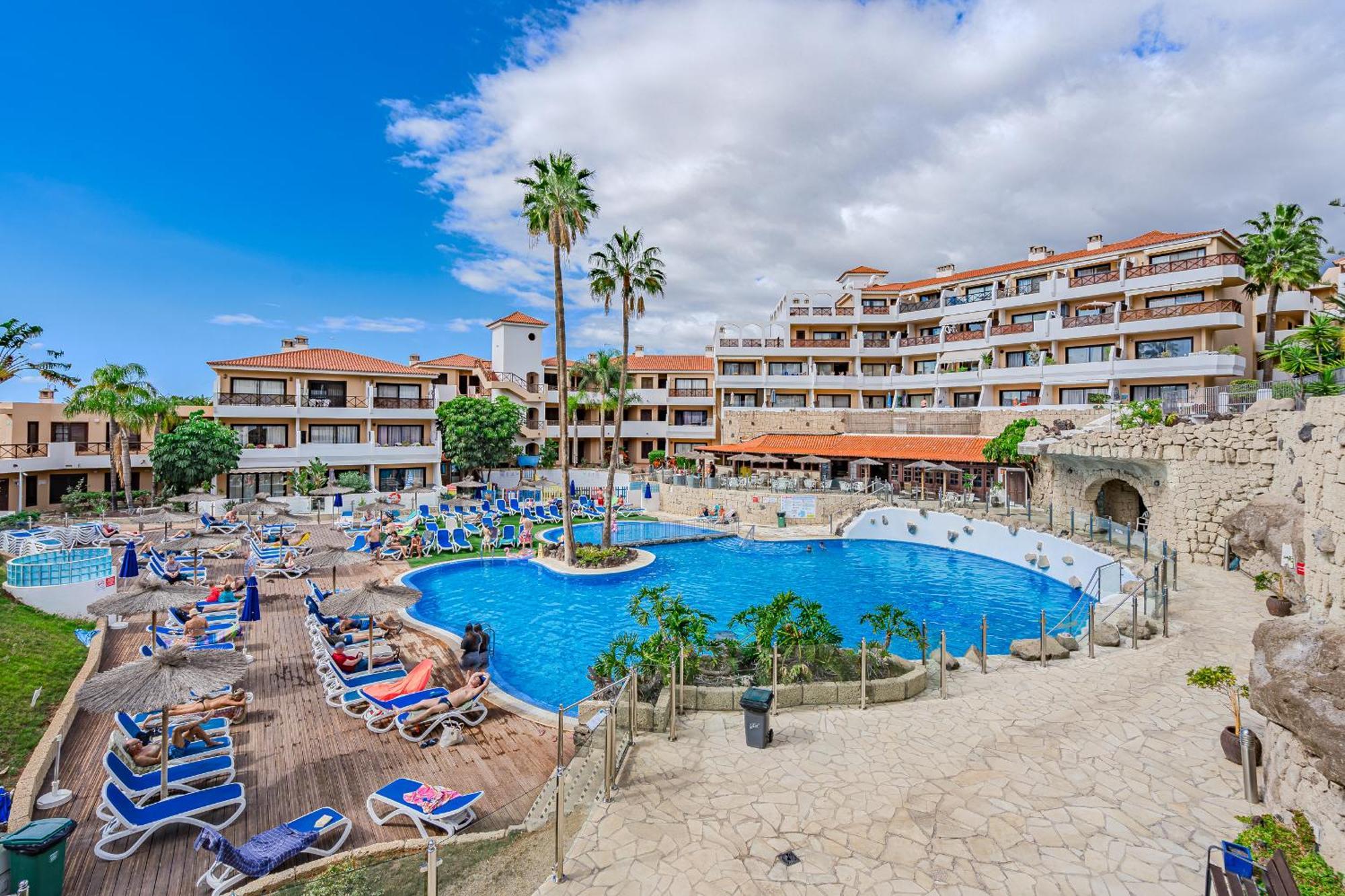 Precioso ático En Golf Del Sur Con Terraza Y Piscina Climatizada !